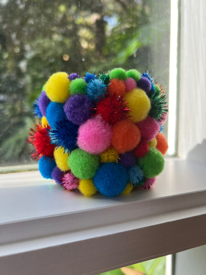 ‘keep calm and pom-pom on!’ upcycled candle