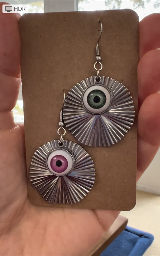 'eye see you' earings